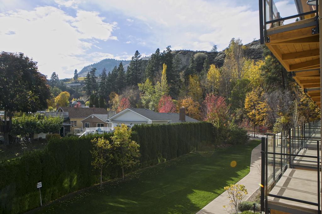 Summerland Waterfront Resort & Spa Exterior foto