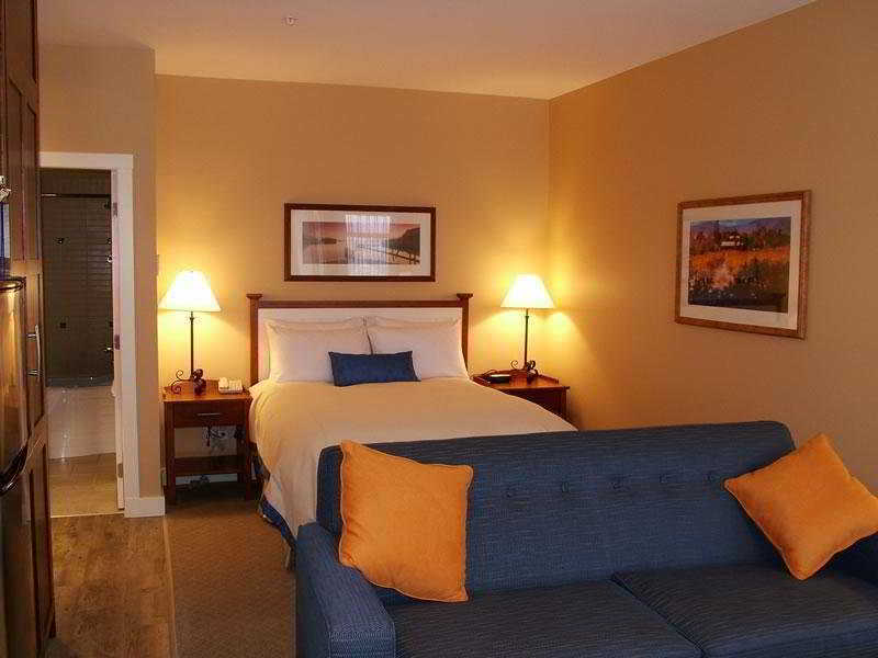 Summerland Waterfront Resort & Spa Exterior foto