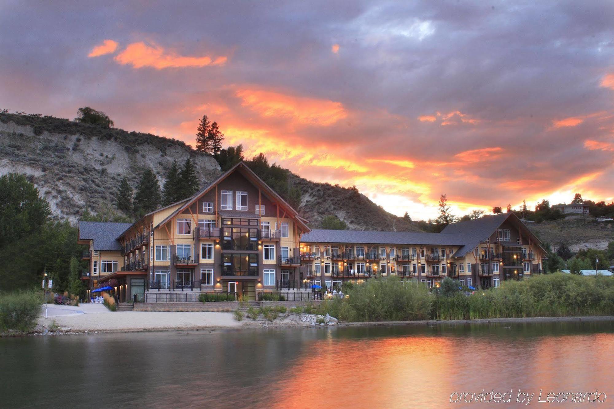 Summerland Waterfront Resort & Spa Exterior foto